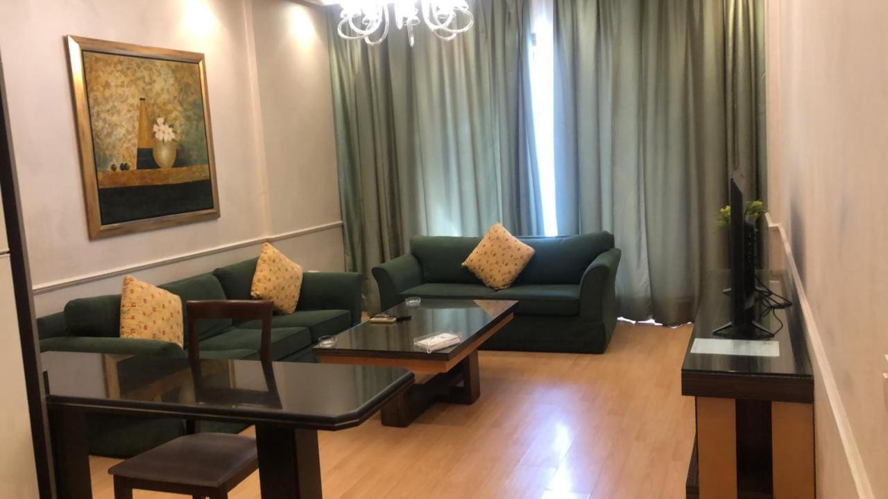 Appartamento Lahoya Beirut Esterno foto