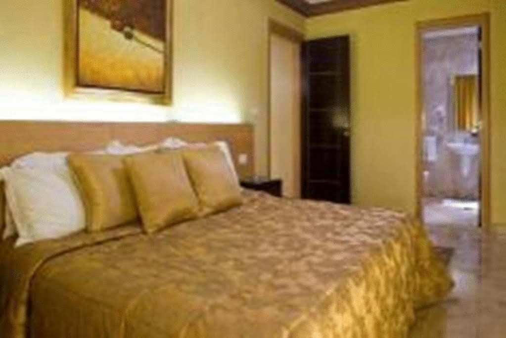 Appartamento Lahoya Beirut Esterno foto