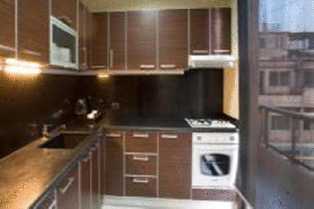 Appartamento Lahoya Beirut Esterno foto